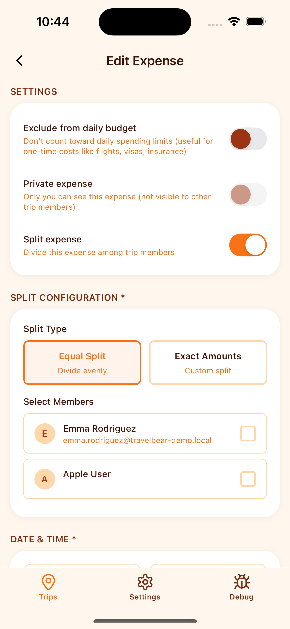 Expense splitting for group travel - equal or custom split options